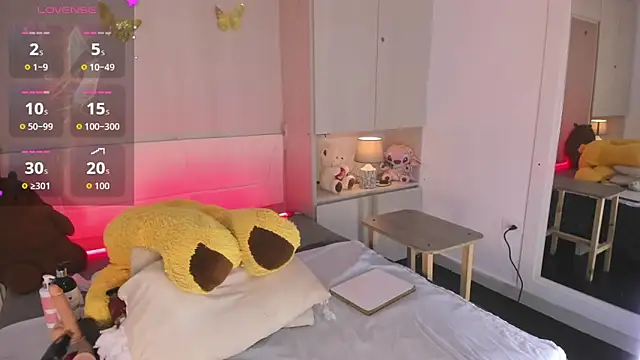 LilyWhitney webcam