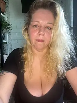 JenniferCarmen webcam