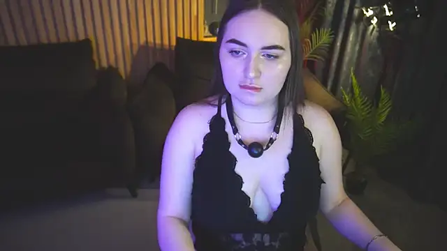 RapunzelAngel webcam
