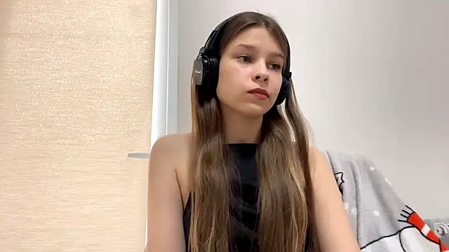 SerafinaAreizaga webcam