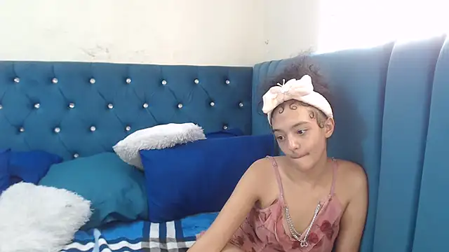 CuteAbbles13th webcam