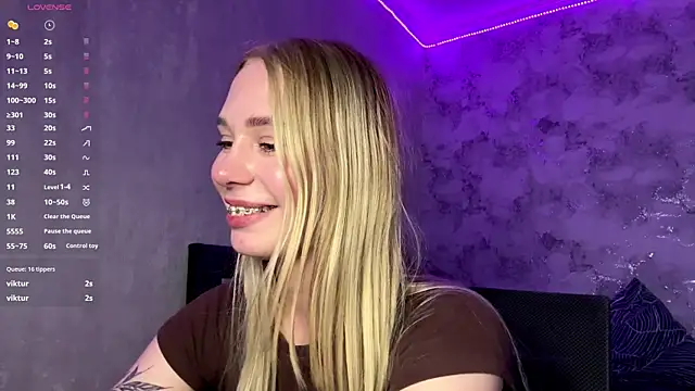 LexaLuxgrey webcam