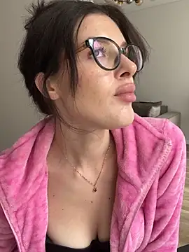 little_belucci webcam