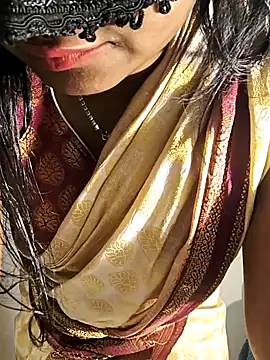 DIRTYSECRET_QUEEN_07 webcam