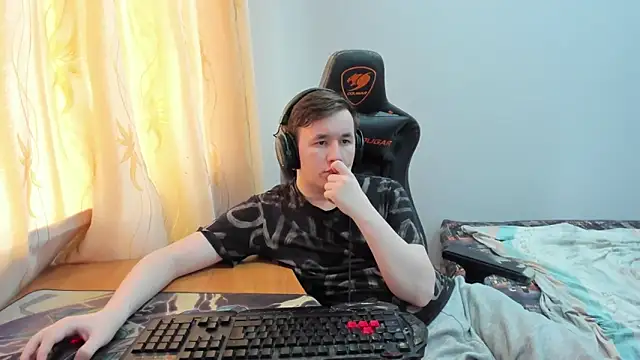 iliaskrislove webcam