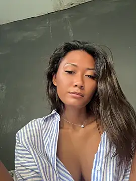 thai-dreamgirl webcam