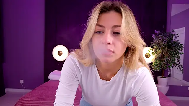 HelenaMorgan webcam