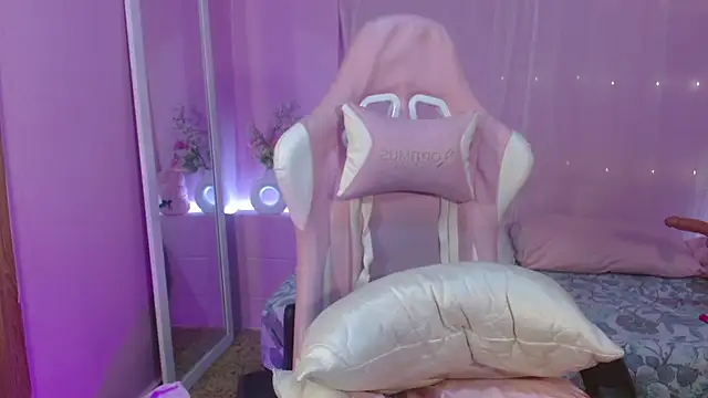 IvyBliss8 webcam