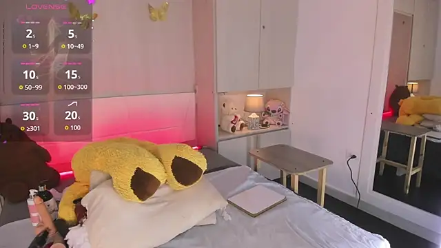 LilyWhitney webcam