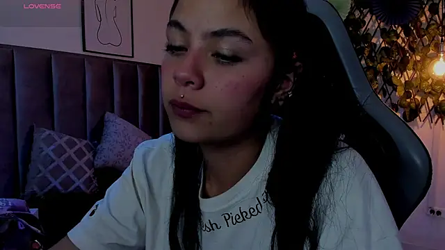 Kikii_1 webcam