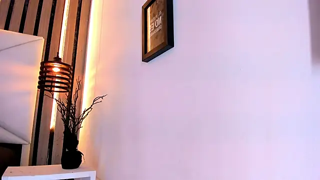 anxiuos_miller webcam
