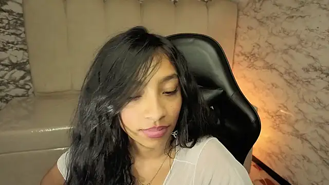 adarasuri_v - Adarasuri_v's free webcam - UK Sex Cams