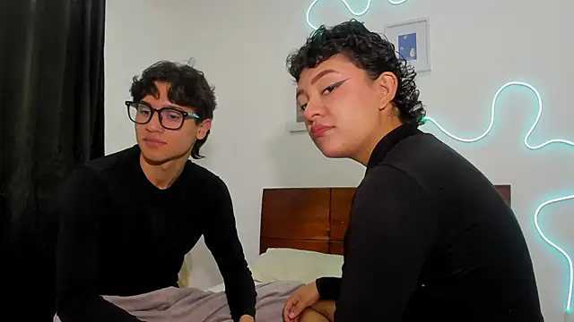 hardcoreheat_ind2 live sex cam