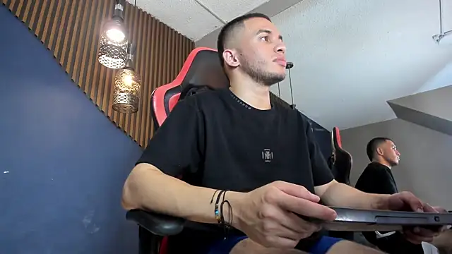 TomasDuquee webcam