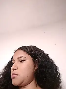 LiaRose-1 webcam