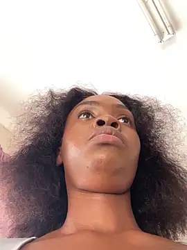 LuciousLips96