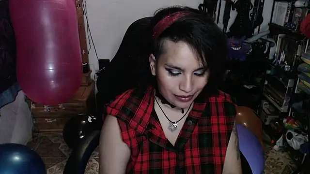 kureiji_hentaii webcam