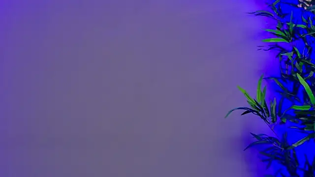 RaysaDrake webcam