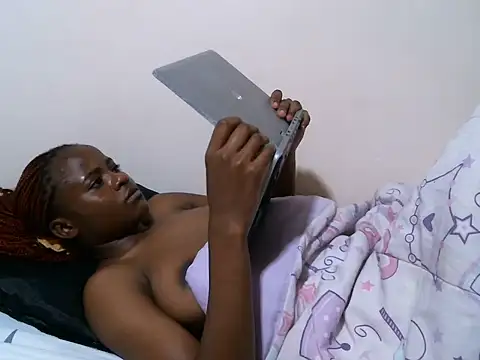 kinky_nymo webcam