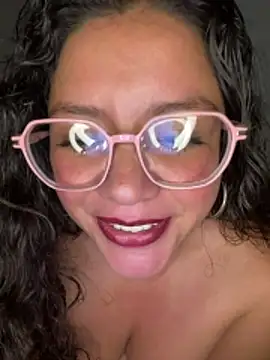 Vivi_Kvsh webcam