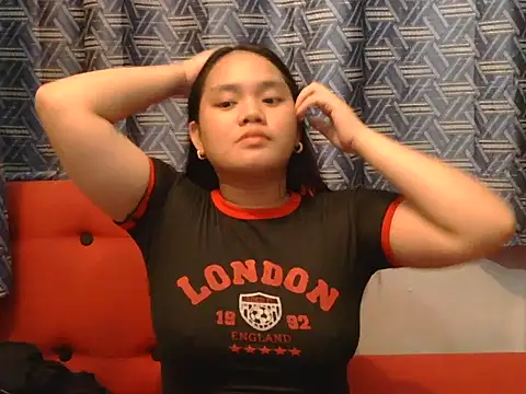 prettykrysgirl webcam