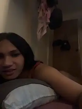 slutty_aki webcam