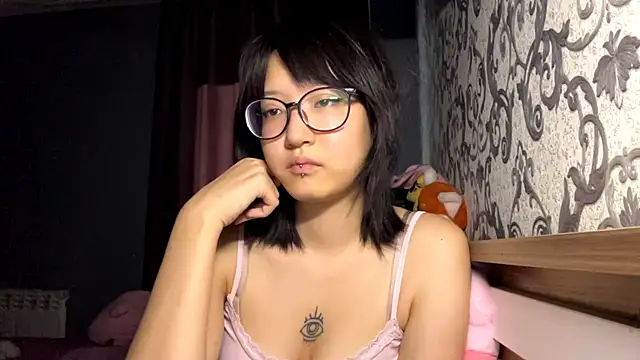 neonami webcam