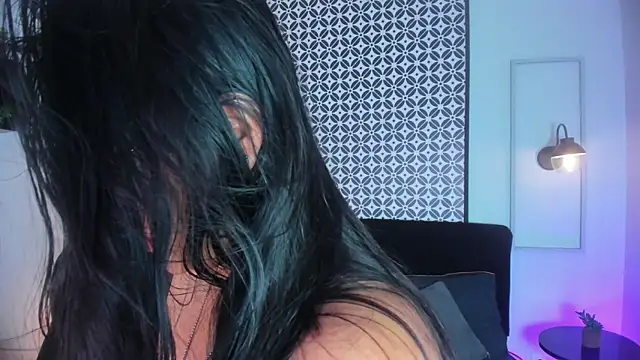 Amber_gold_ webcam