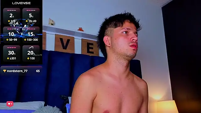 Issac_james_ webcam