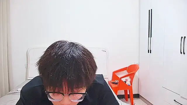 KK-cuteboy webcam