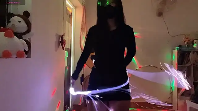Tieu-May webcam