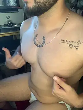 SaltyYoungDaddy webcam