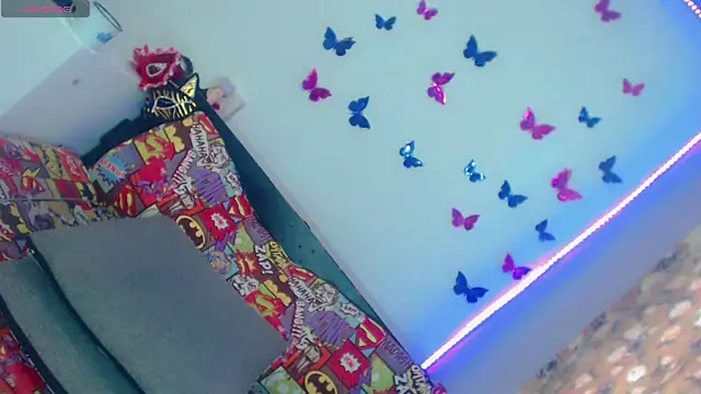 Perla_Hotcortes webcam