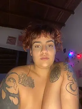 name_less_lulu webcam