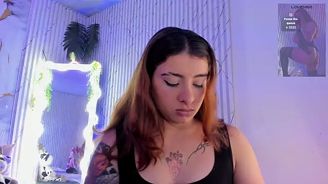 Naomy_tay1 webcam