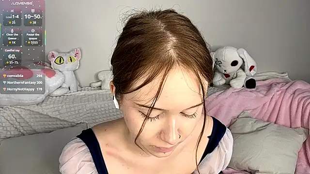 Watch EvaaAnderson live on EroticFlix - High definition streams