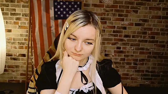 Watch Angela_Bunny live on EroticFlix - High definition streams