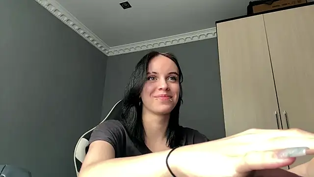 illiebilish webcam