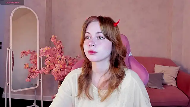 Monica_Alvarez webcam