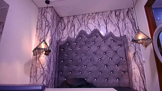 Queen_Nyxx webcam