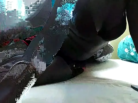 black-beauty02 webcam