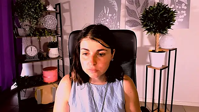 MartaEdams webcam