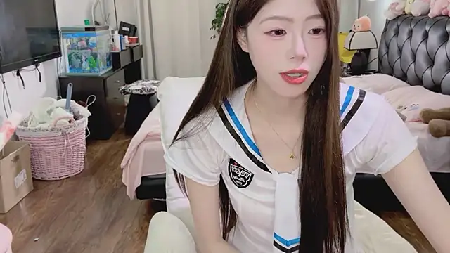Evacute-top webcam