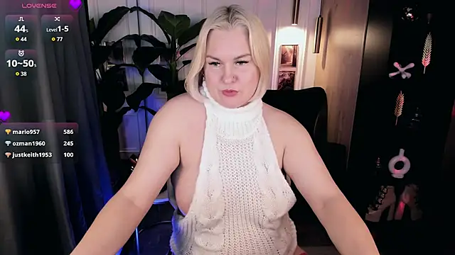 YolandaKiss webcam
