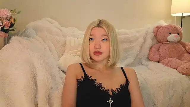 Watch milli_sun_ live on EroticFlix - High definition streams
