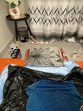 Watch Nicole_bash live on EroticFlix - High definition streams