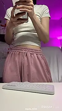 Watch gumi_0418 live on EroticFlix - High definition streams