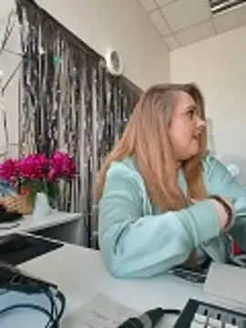 Juicy_PeachLux webcam