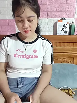 Ngocmai_lazdy webcam