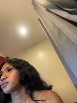 slutty_aki webcam